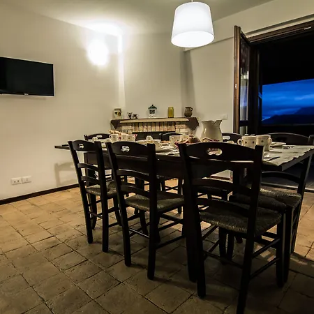 Experience Apartman Rocca di Cambio